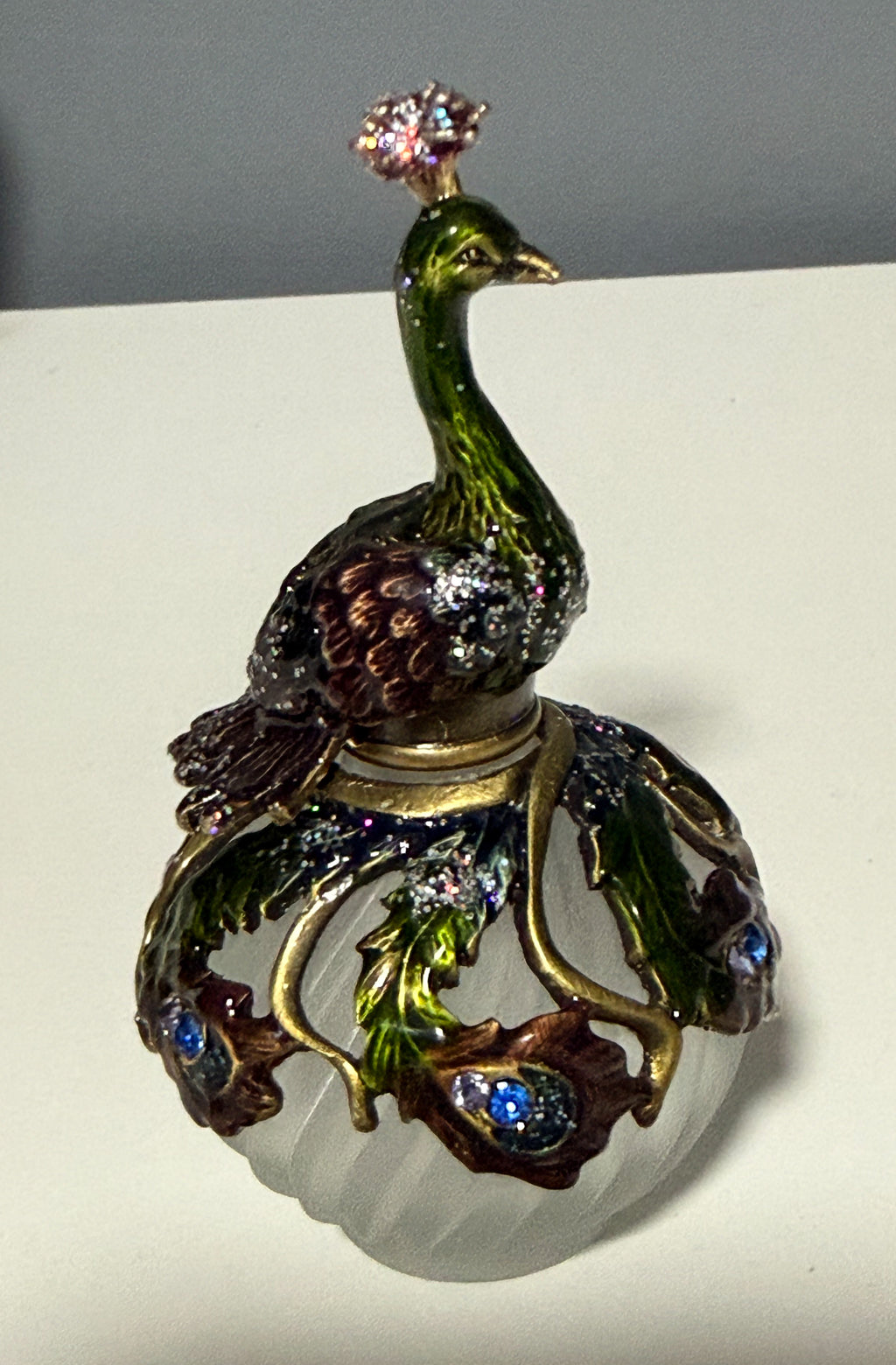 2006 Fitz and Floyd Guild Jeweled Peacock Perfume Bottle Frosted Glass