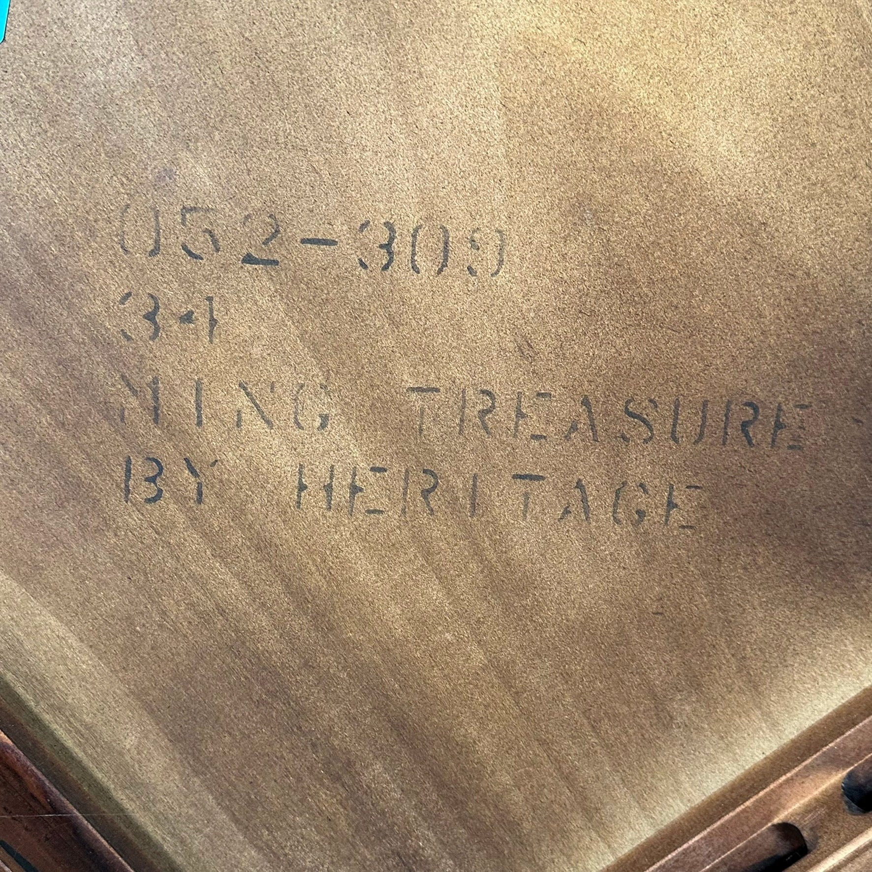 Vintage Drexel Heritage Ming Treasure Burlwood Asian Modern Side Table