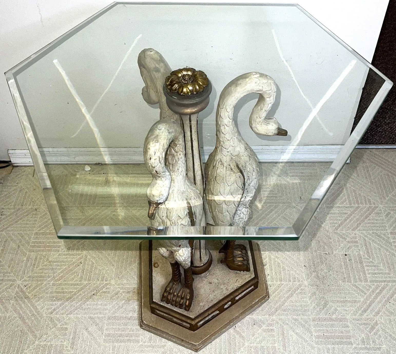 Vintage Mid-Century Italian Neoclassical Hand-Carved Giltwood Swan Accent Table