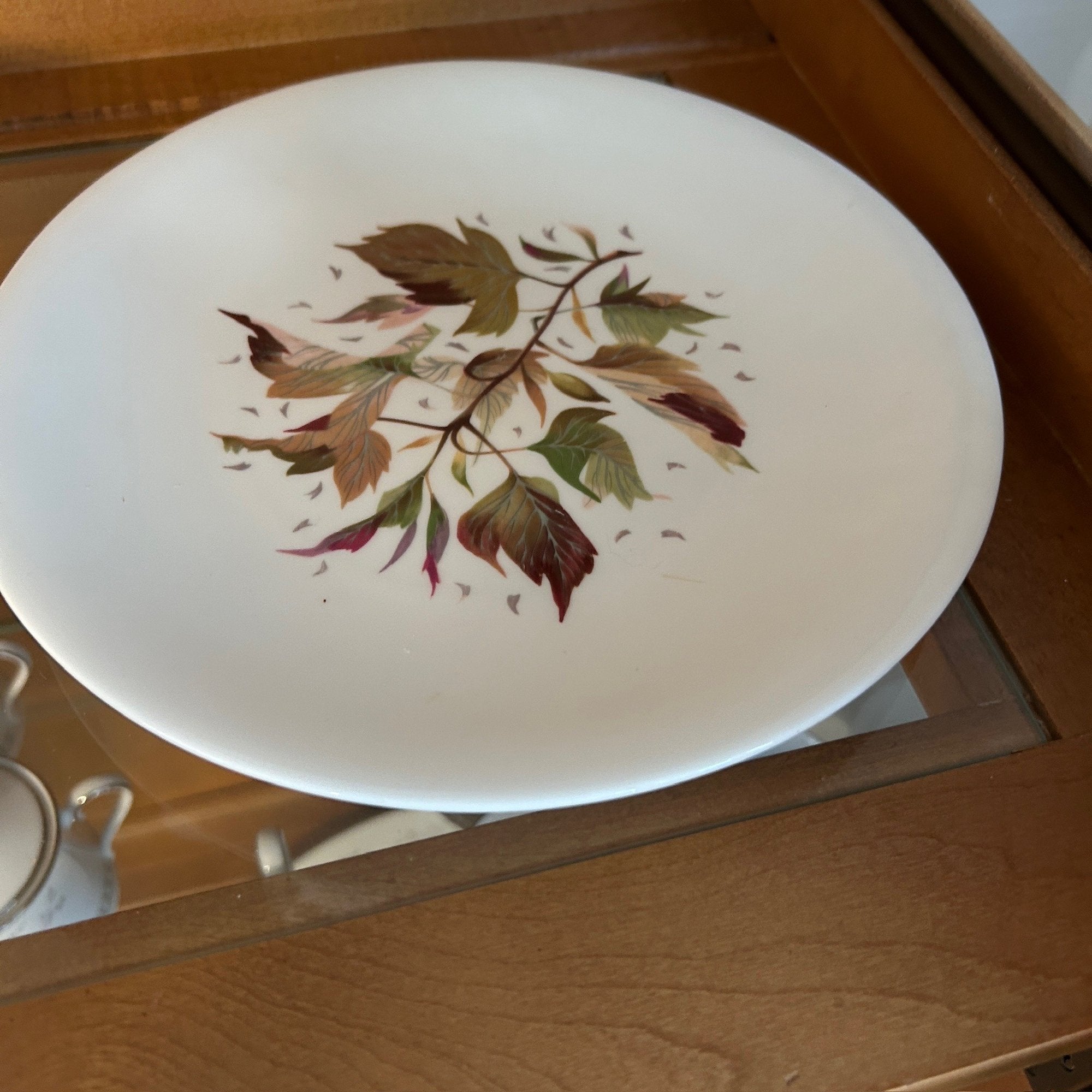 Mid Century 38-Piece Wedgwood Bone China Wakefield Pattern Tea and Coffee Service Large English Estate Set