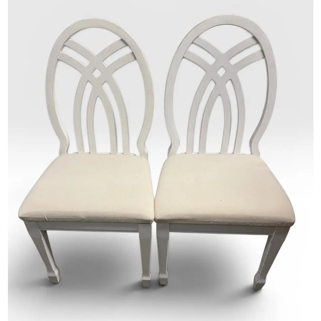 Universal Furniture White Dining Chairs Arched Open Work Geometric Rounded Back Set of Six