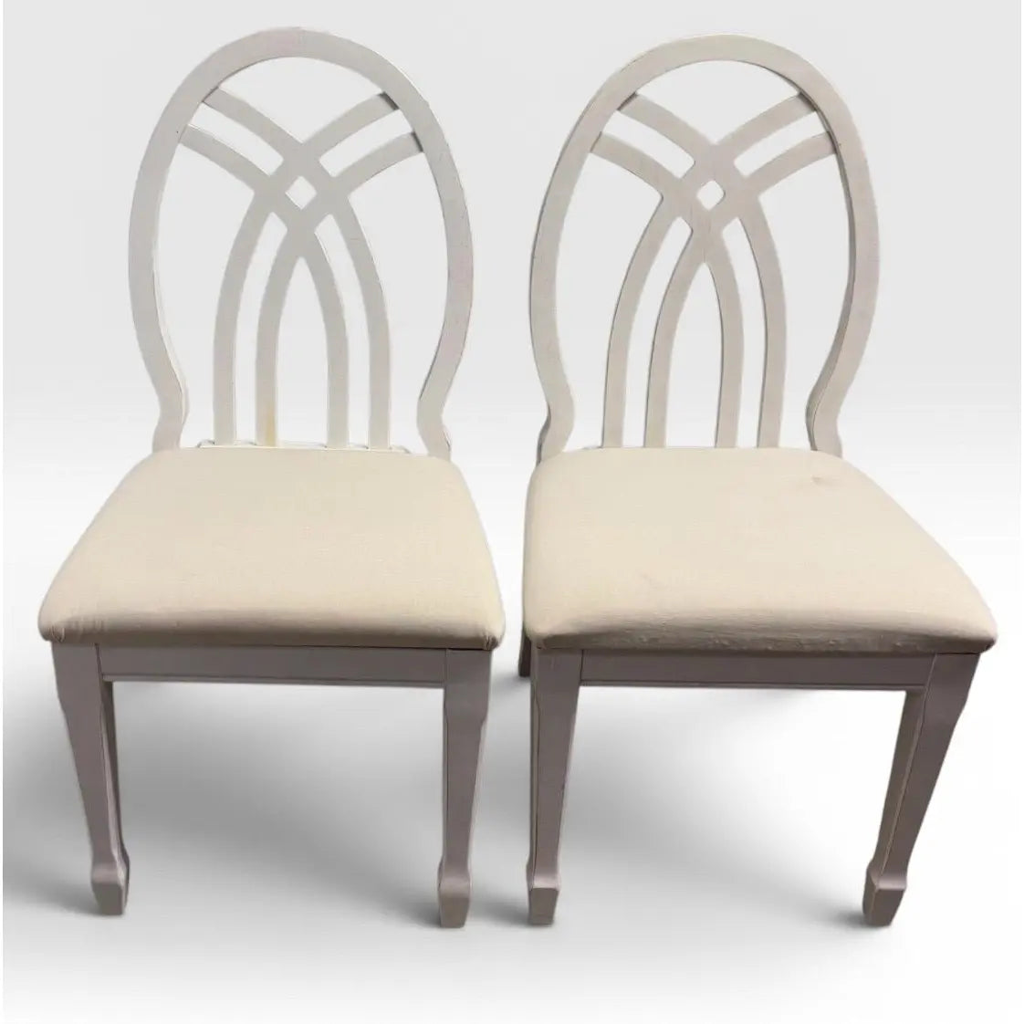 Universal Furniture White Dining Chairs Arched Open Work Geometric Rounded Back Set of Six