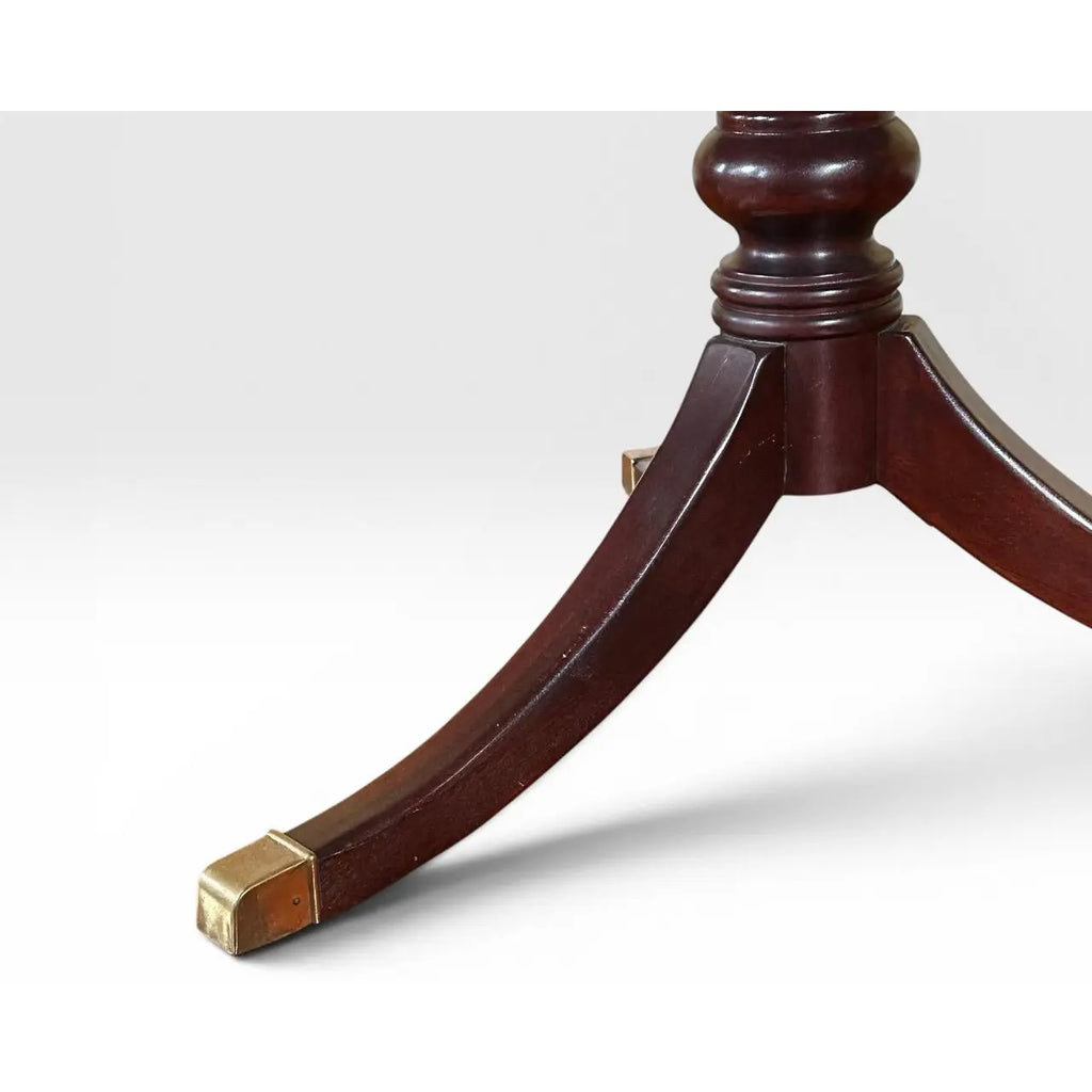 Vintage Drexel Chippendale Mahogany Pedestal Dining Table With Burlwood Veneer Top