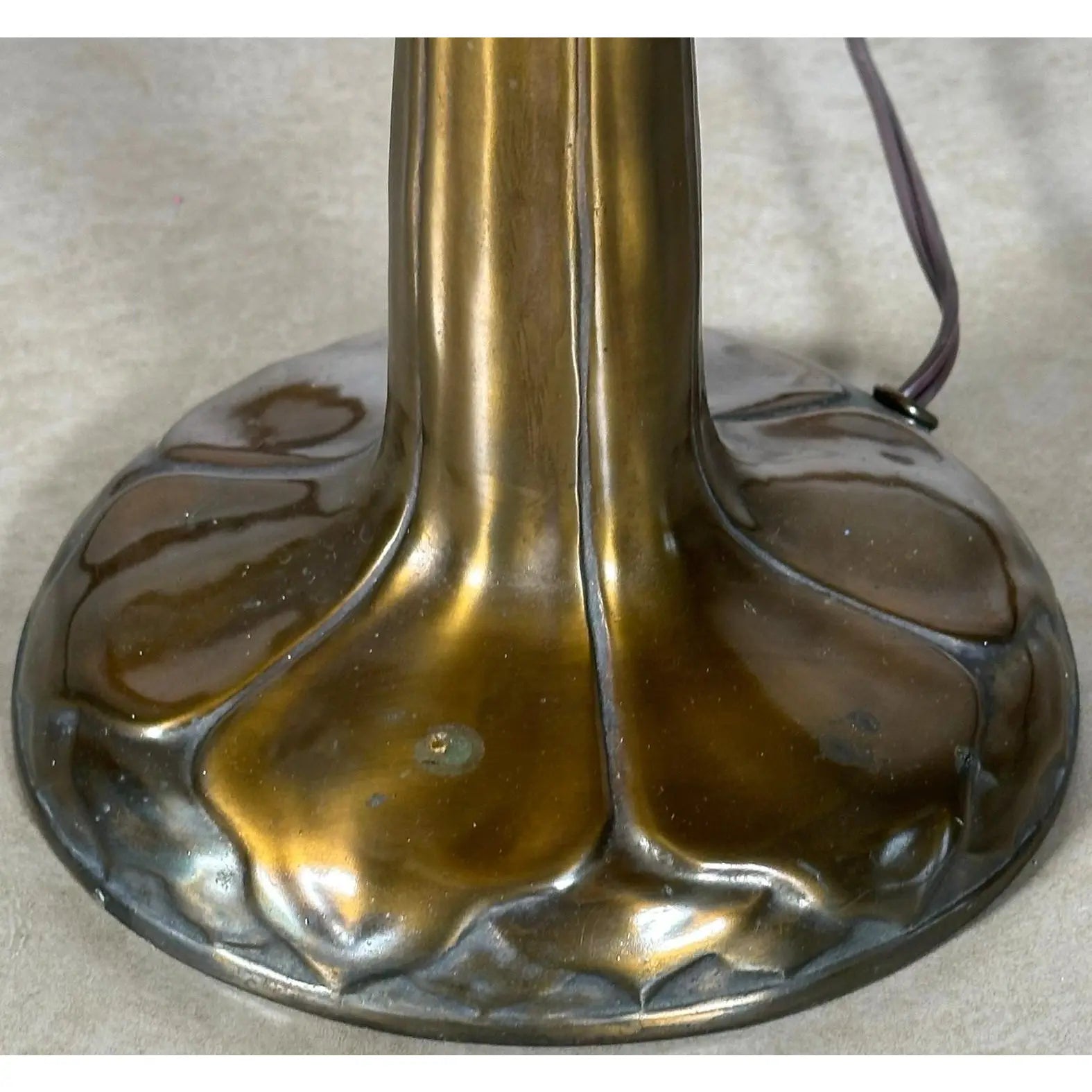 Antique Handel Reverse Painted Glass Floral Boudoir Table Lamp