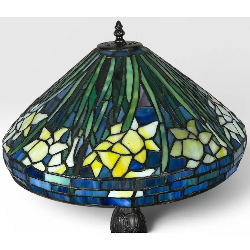 Vintage Tiffany Style Leaded Stained Glass Daffodil Table Lamp With Bronzed Fluted Base