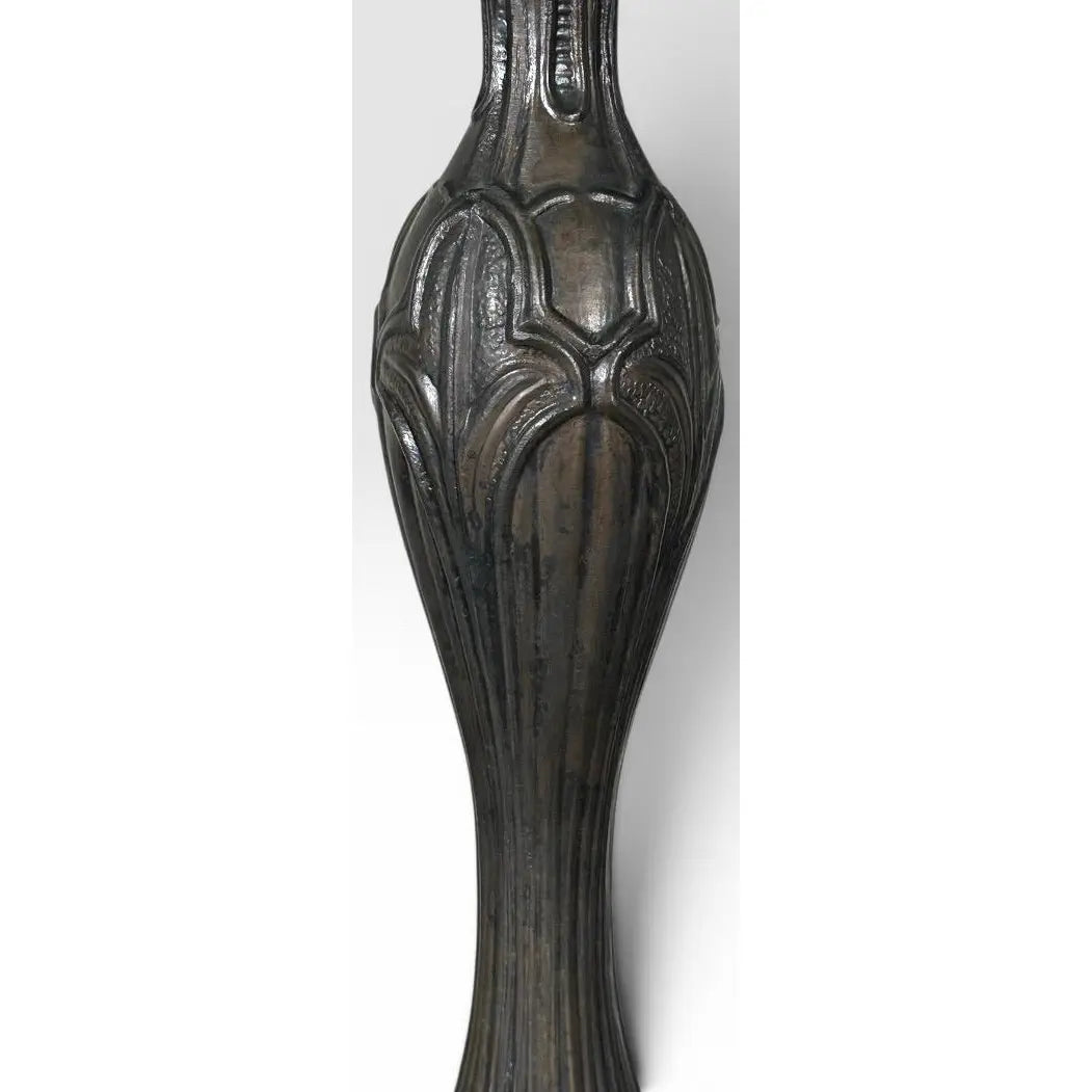 Vintage Tiffany Style Leaded Stained Glass Daffodil Table Lamp With Bronzed Fluted Base