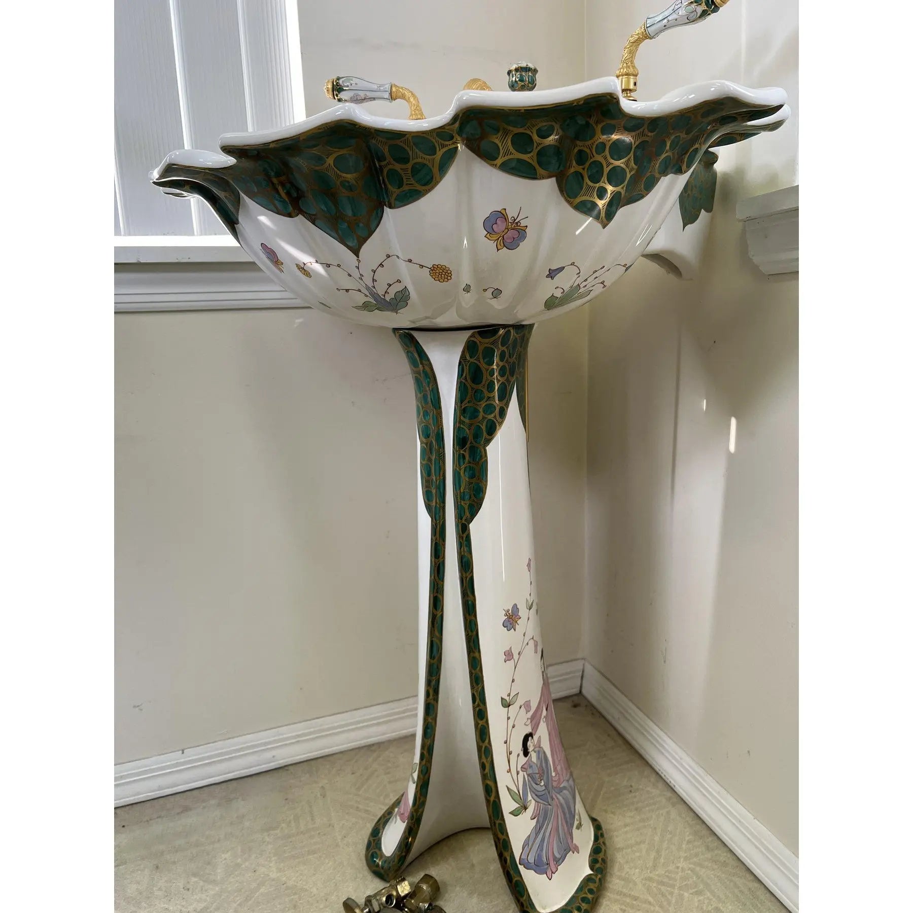 Sherle Wagner Chinoiserie Hand Painted Pedestal Sink and Complete 24k Gold Hardware Suite