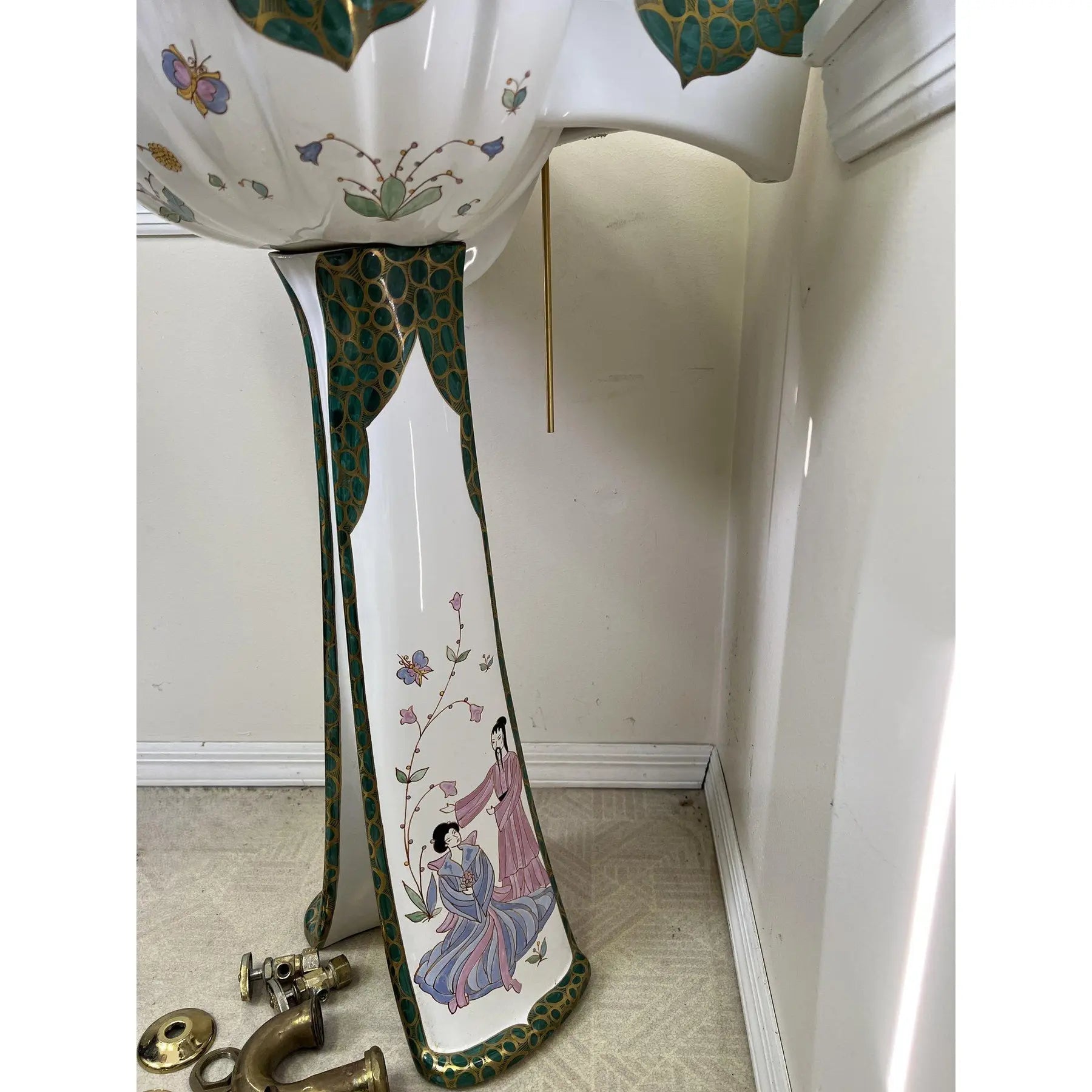 Sherle Wagner Chinoiserie Hand Painted Pedestal Sink and Complete 24k Gold Hardware Suite