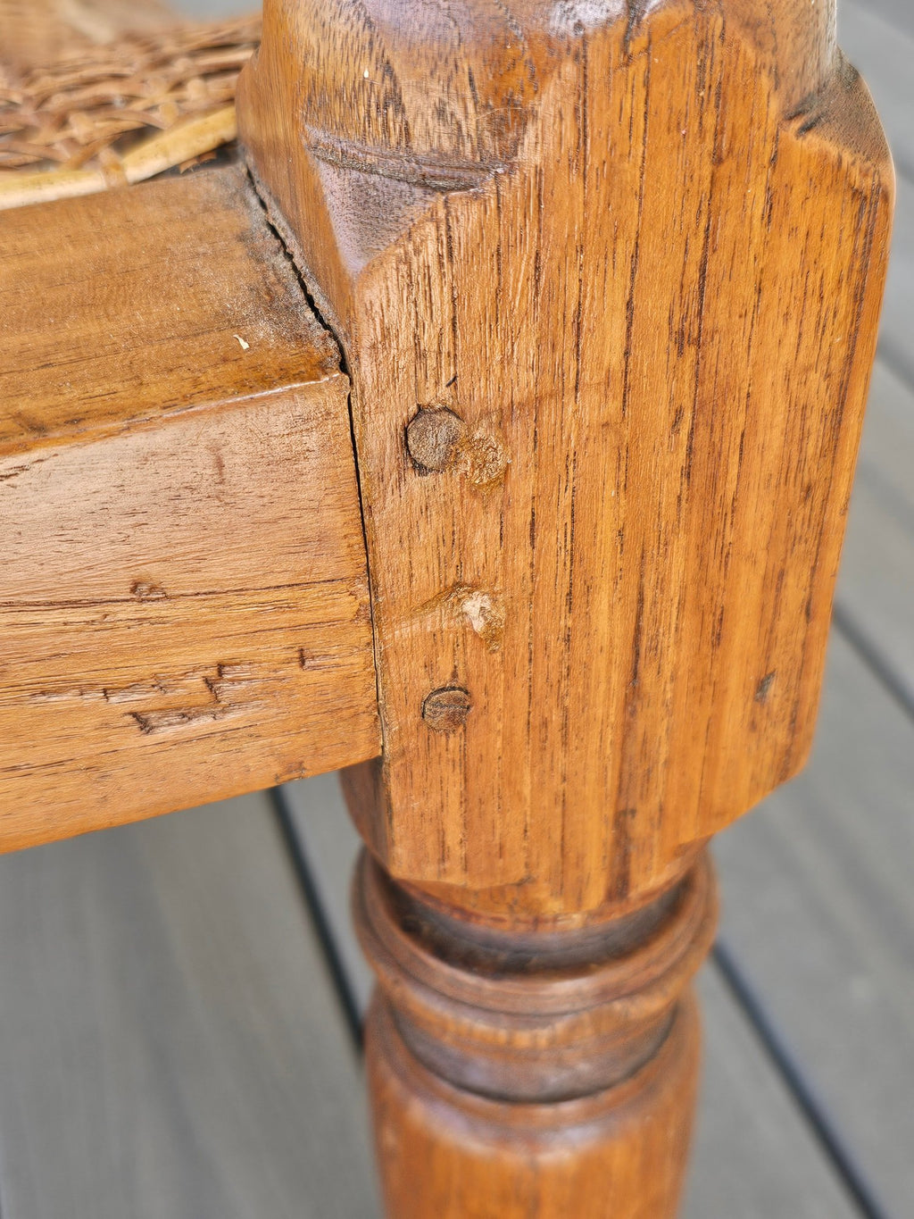 Antique 19th Century Oak Plantation Chair With Original Folding Leg Rests