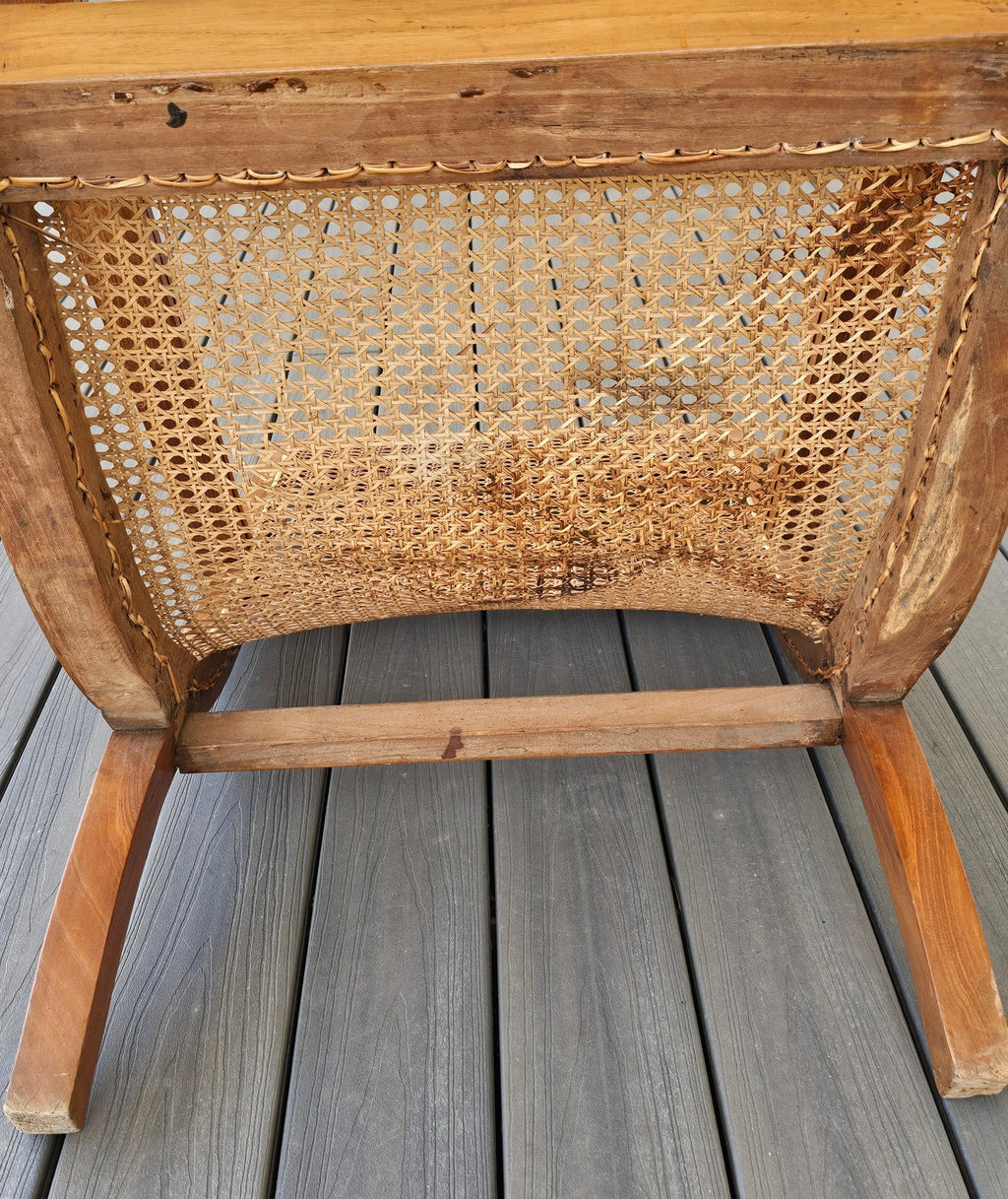 Antique 19th Century Oak Plantation Chair With Original Folding Leg Rests