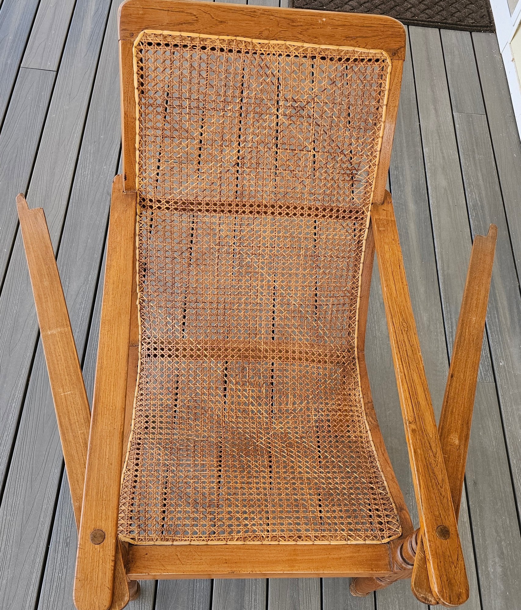 Antique 19th Century Oak Plantation Chair With Original Folding Leg Rests