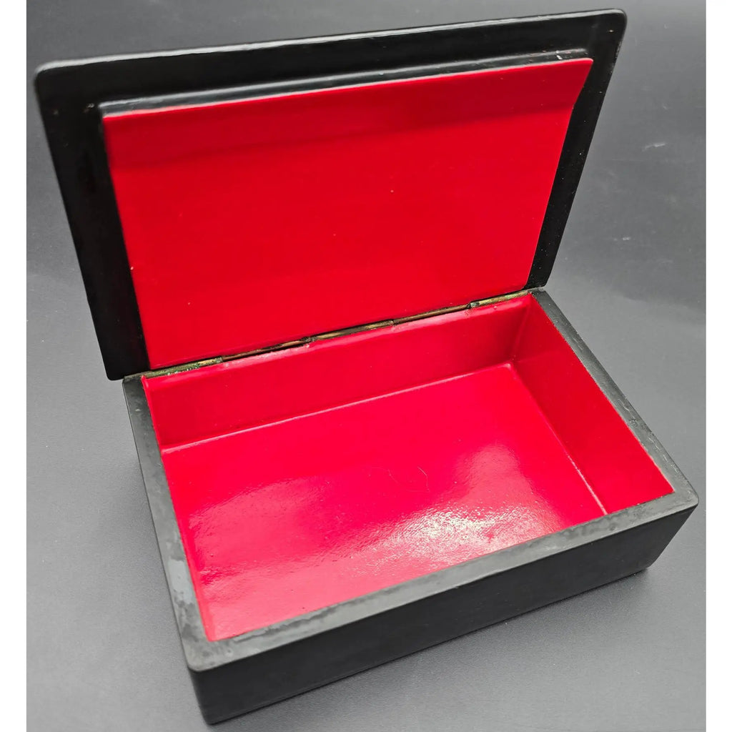 Vintage Hand-Painted Kholuy Lacquer Box – "Troika" Scene by Artist Lovkachev