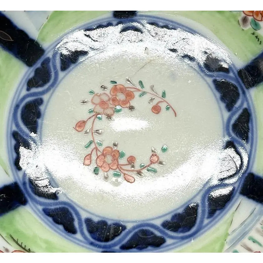Antique 19th Century Japanese Imari Scalloped Bowl Meiji Kinrande Porcelain - 8.5”