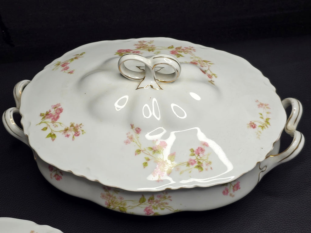 Set Of 3 Antique Heinrich and Co. Selb, Bavaria Ranson Porcelain Covered Tureens