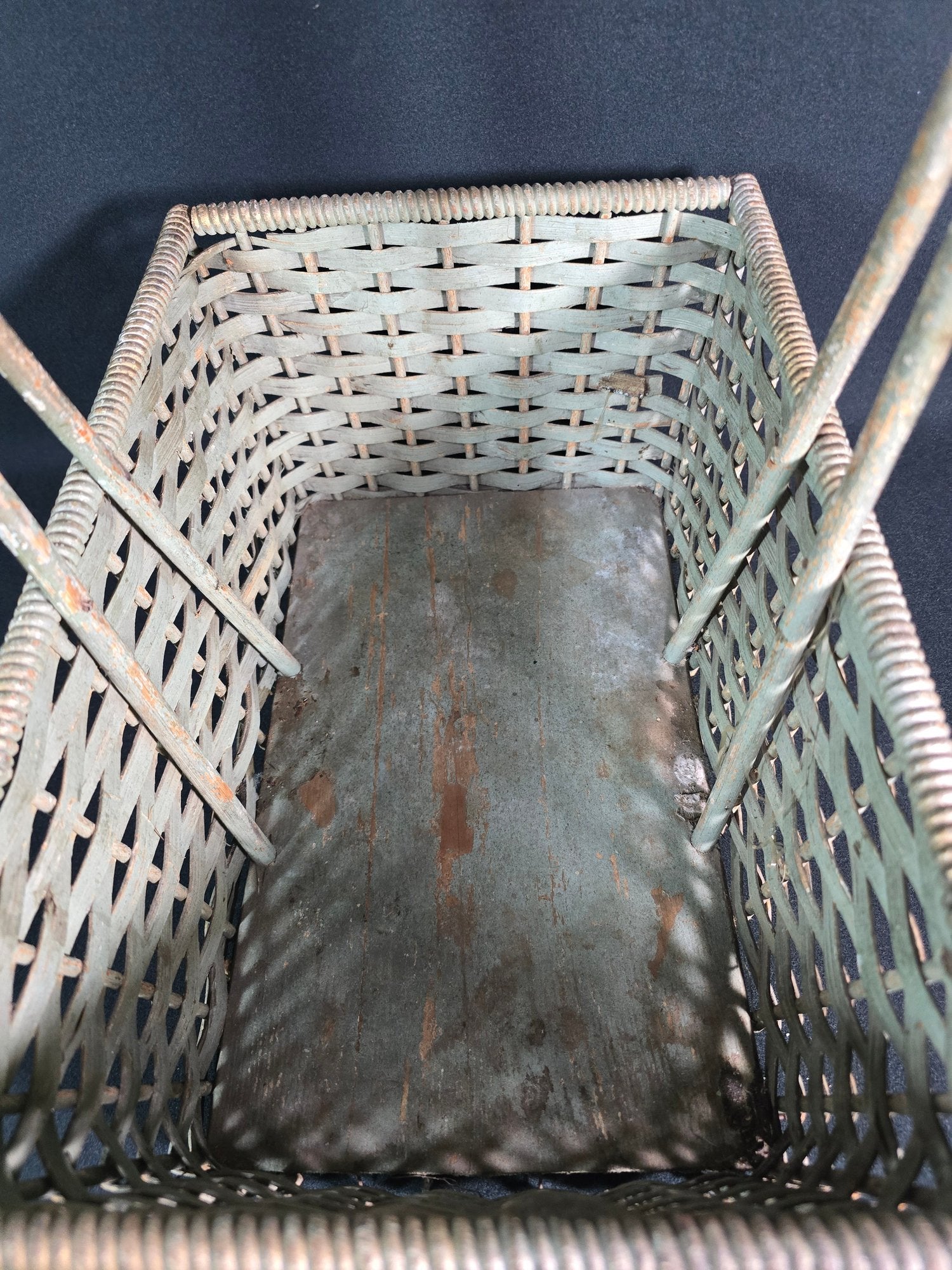Antique American Primitive Painted Splint Gathering Basket With Solid Wood Bottom And Verdigris Patina