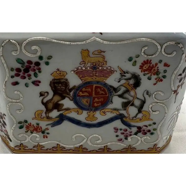 Antique George III Armorial Chinese Export Porcelain Tea Caddy British Royal Arms