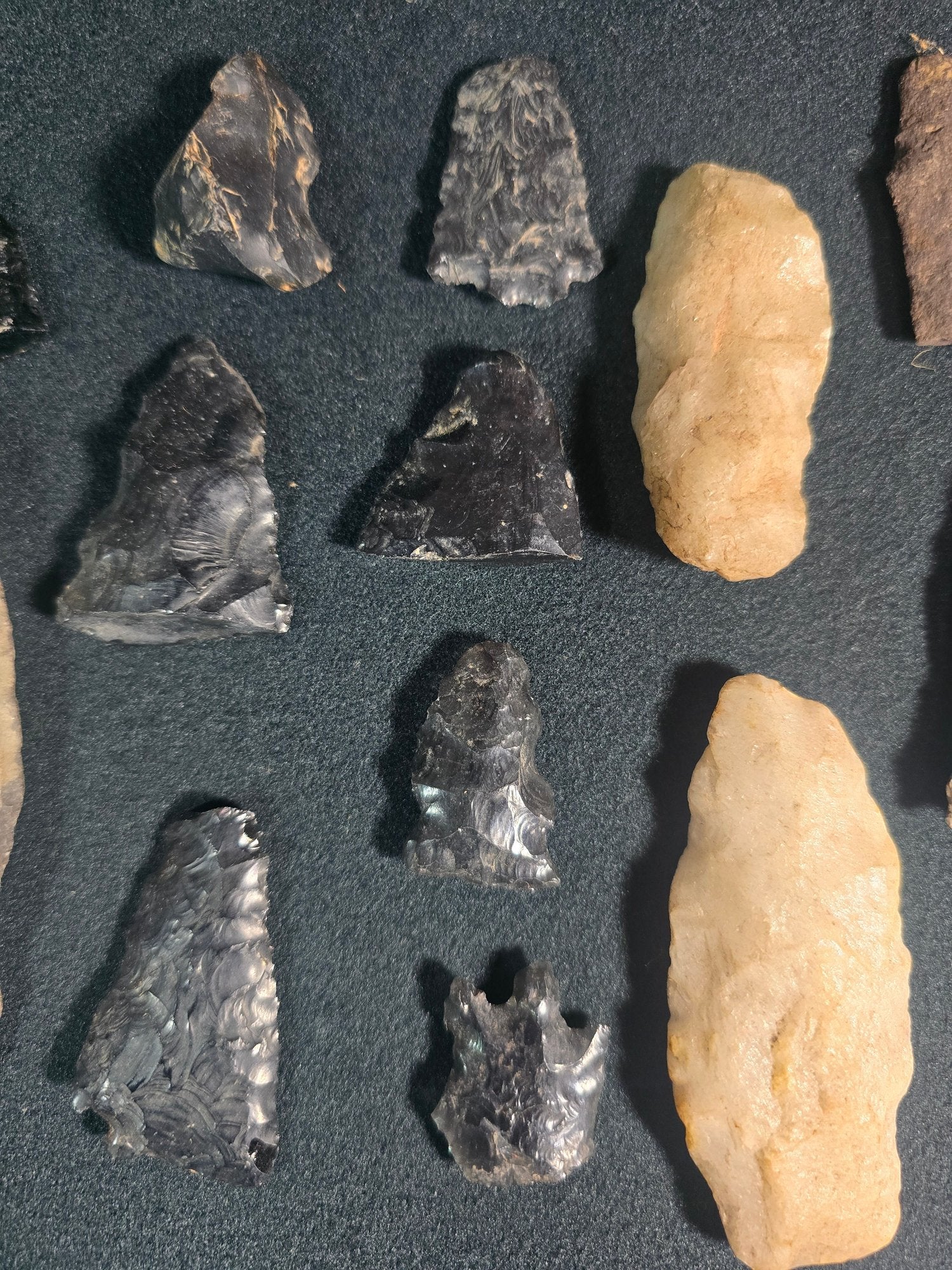 Curated Collection of Hand-Worked Stone Lithic Artifacts and Projectile Points - 21 Pieces