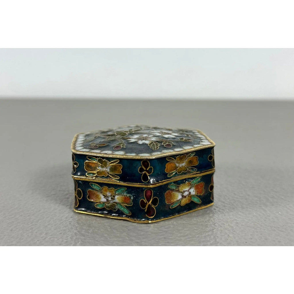 Exquisite Vintage Chinese Cloisonné Enamel Box