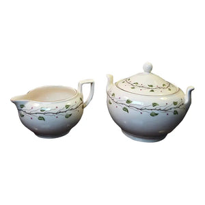 Vintage 1990 Wedgwood "Green Leaf" Queen's Ware Sugar & Creamer Set