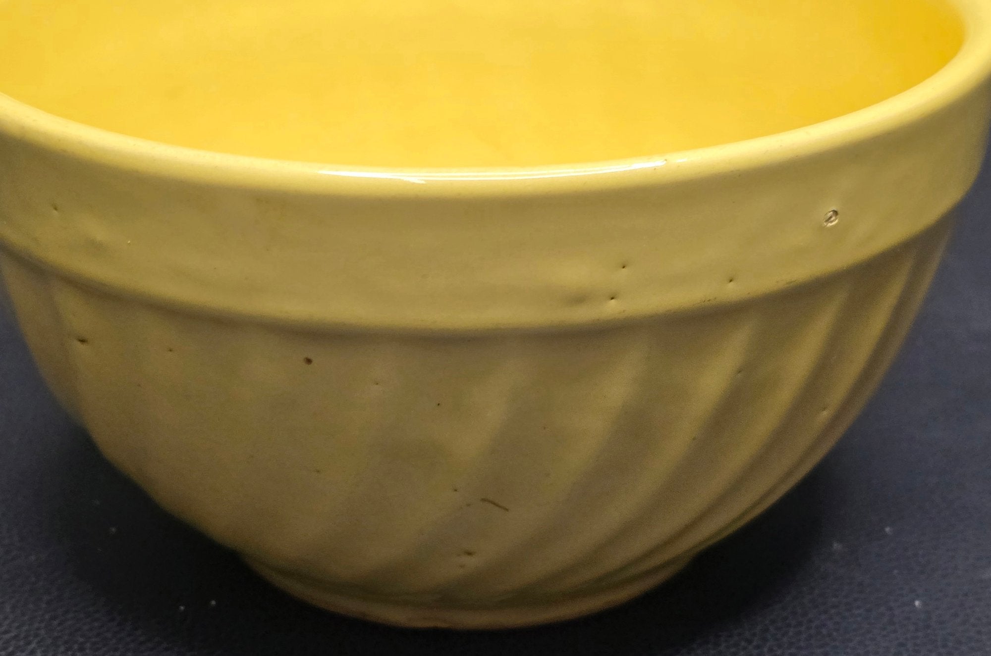 Vintage American Yellow Ware Mixing Bowl Swirl Pattern Oven Ware