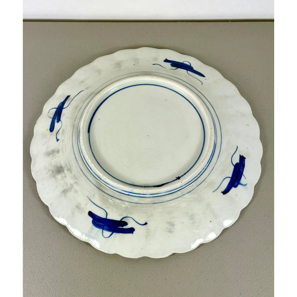 Large Antique Meiji Period Japanese Imari Scalloped Porcelain Charger 13.25 Inch
