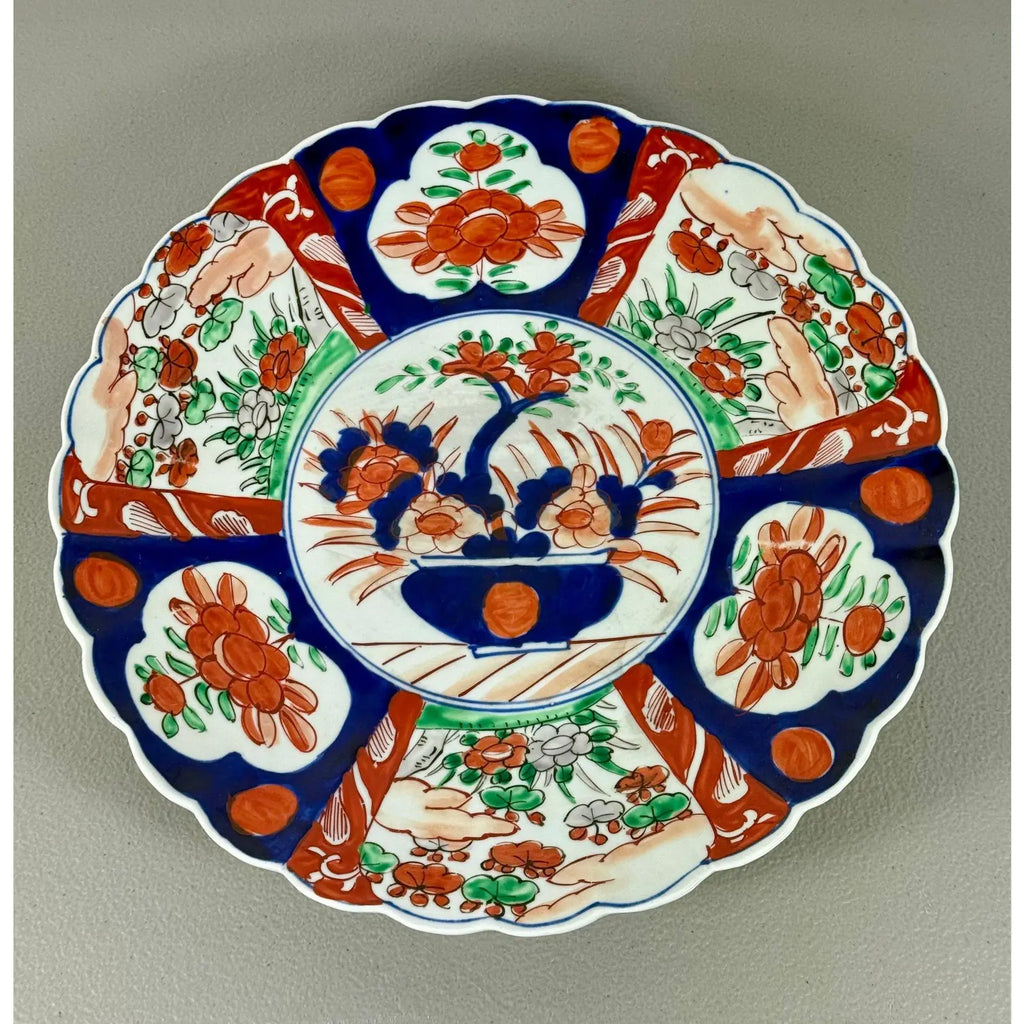 Large Antique Meiji Period Japanese Imari Scalloped Porcelain Charger 13.25 Inch