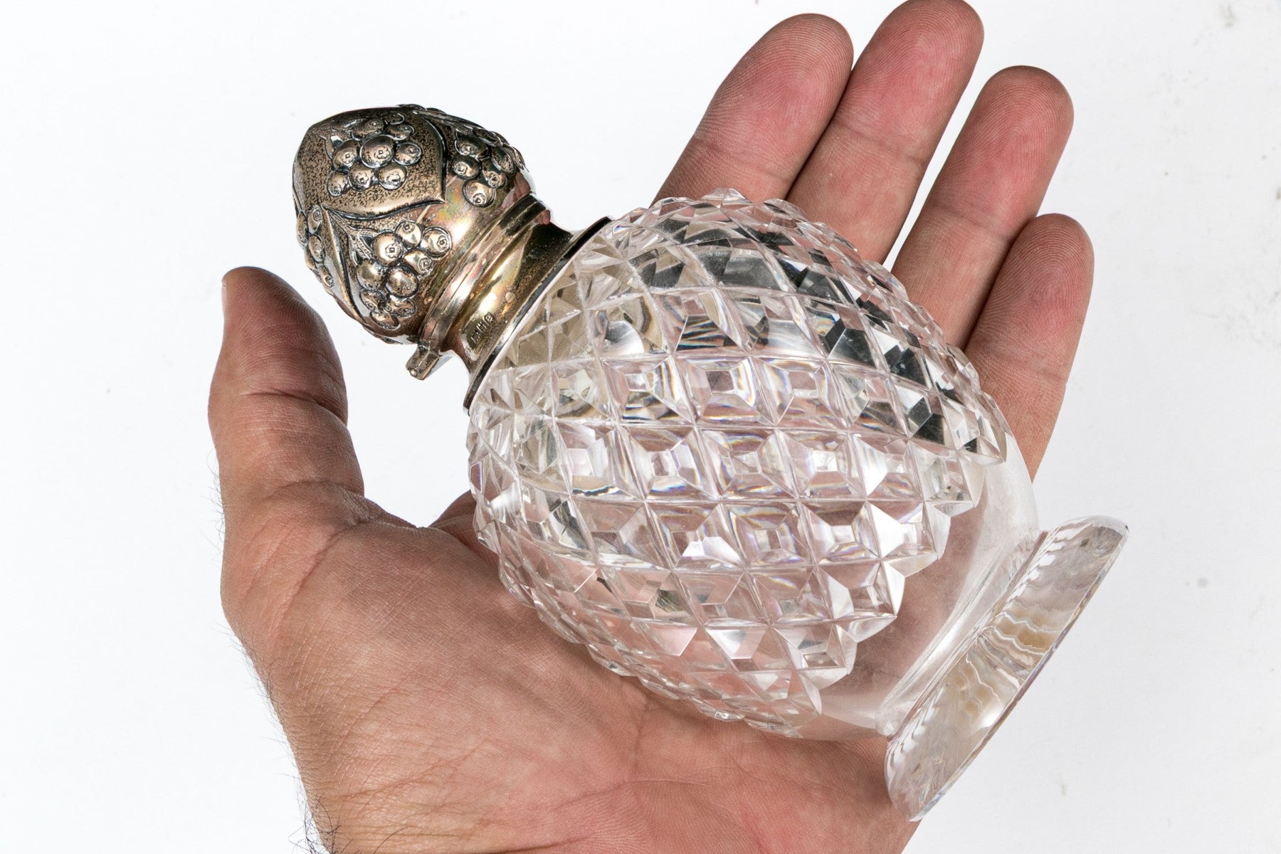 Victorian John Grinsell and Sons Sterling Silver Mounted Crystal Scent Bottle