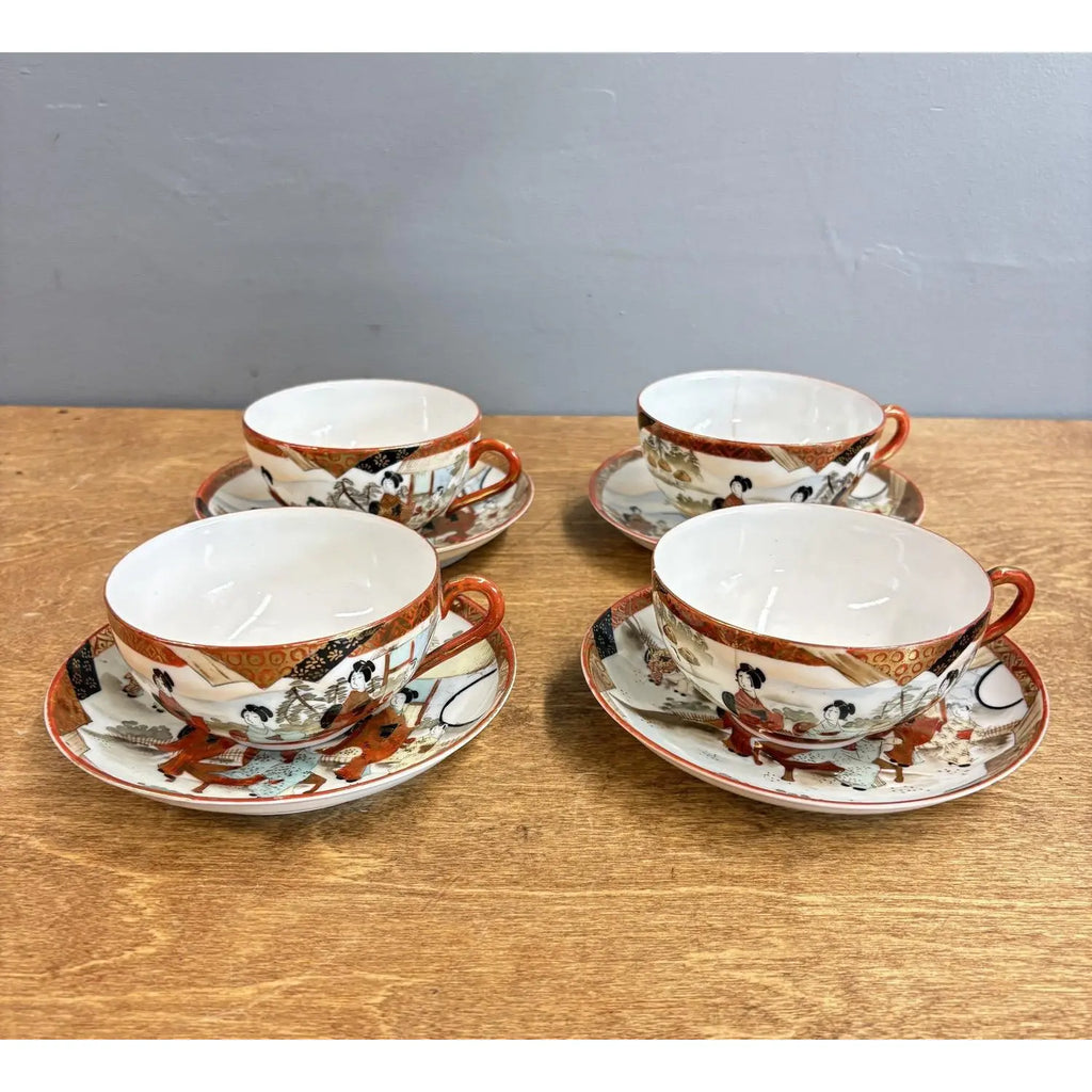 Striking Vintage Kutani Porcelain 17-Piece Set