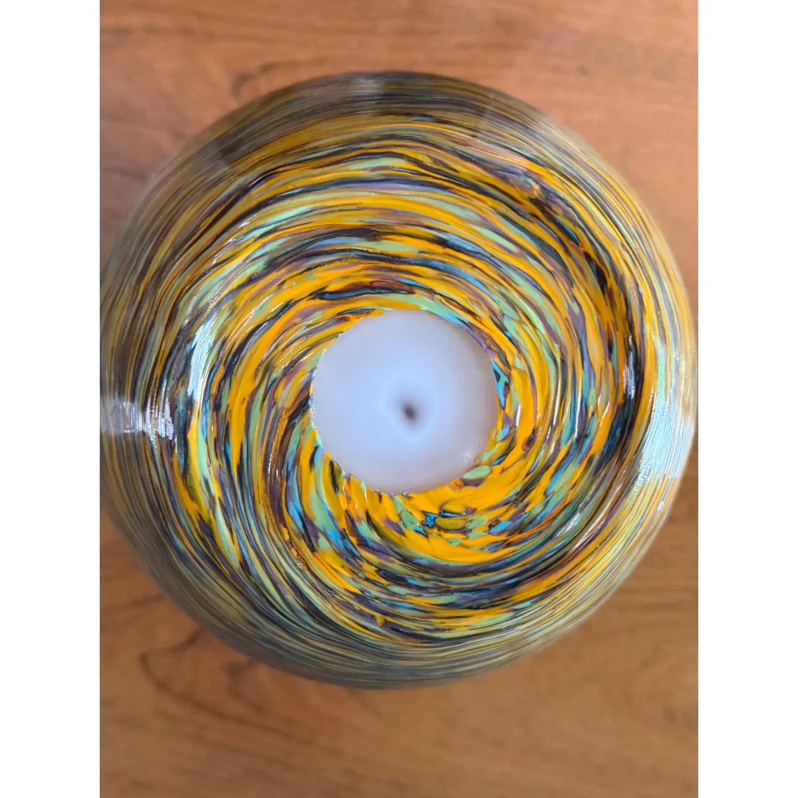 Large Hand-Blown Iridescent Studio Art Glass Vase - Pulled Feather Design