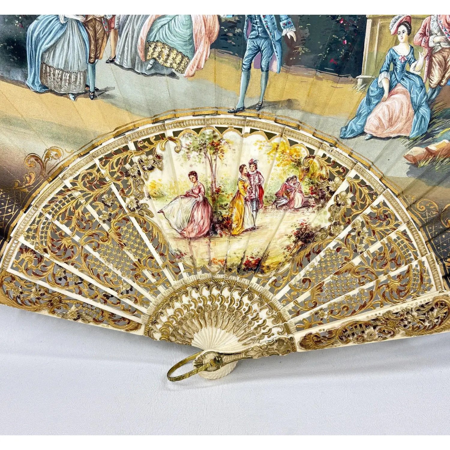 Late 19th Century Signed J Billvas Hand Painted Silk Fan in Original Simon Loscertales Bona Roma Box