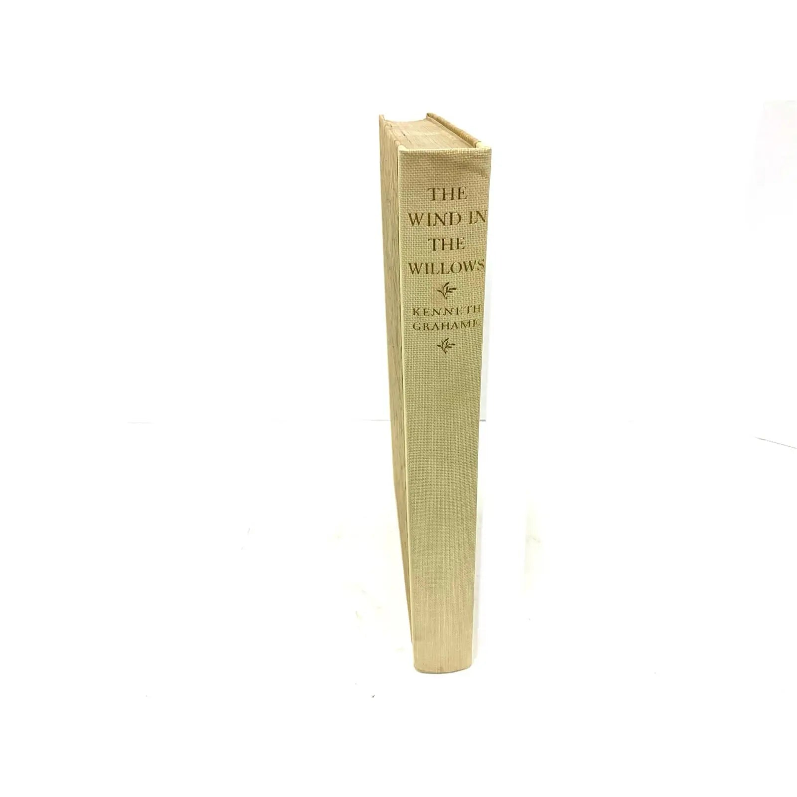 Signed 1940 First Rackham Edition: Kenneth Grahame’s "The Wind in the Willows" – Limited Editions Club