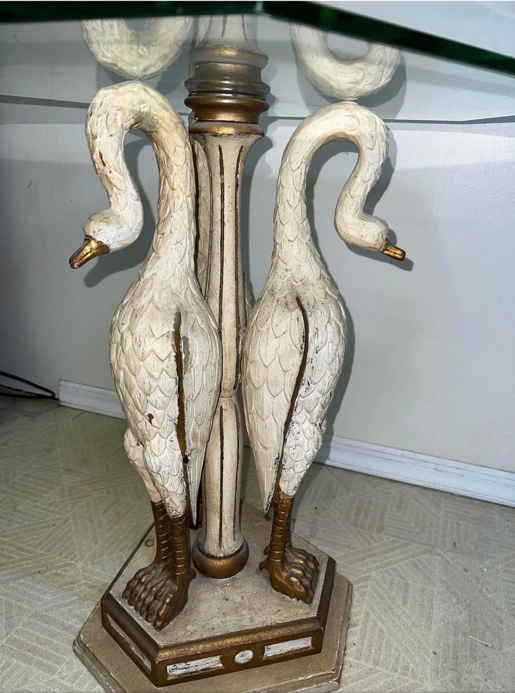 Vintage Mid-Century Italian Neoclassical Hand-Carved Giltwood Swan Accent Table