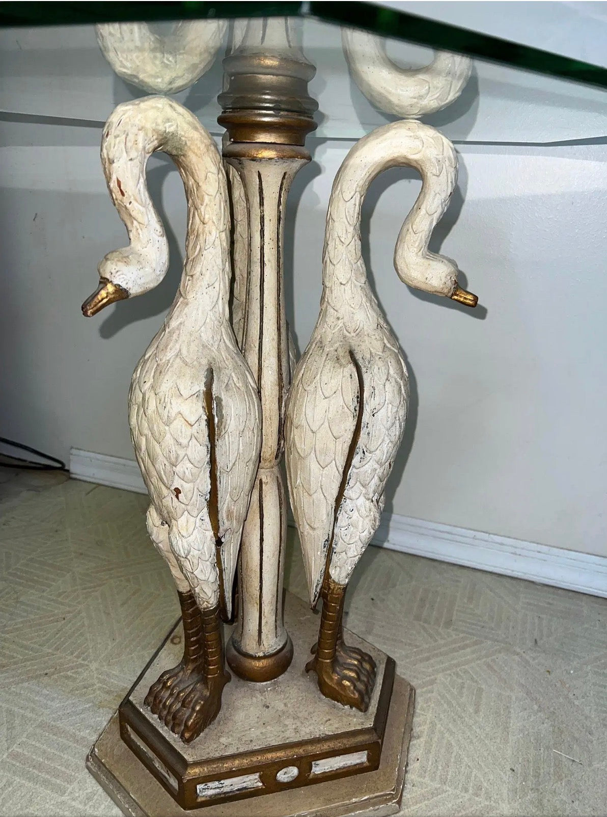 Vintage Mid-Century Italian Neoclassical Hand-Carved Giltwood Swan Accent Table